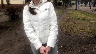 ಸ್ಟ್ರೇಂಜರ್ ಫಾರ್ ದ ಮನಿ ಸಕ್ಡ್ ಮತ್ತು ಫಕ್ಡ್. ರಷ್ಯಾದ ಹವ್ಯಾಸಿ. ಮಾತನಾಡುವುದರೊಂದಿಗೆ.